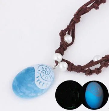 Collier LED Moana Enfant – Cuir Tressé Cosplay & Jouet Disney