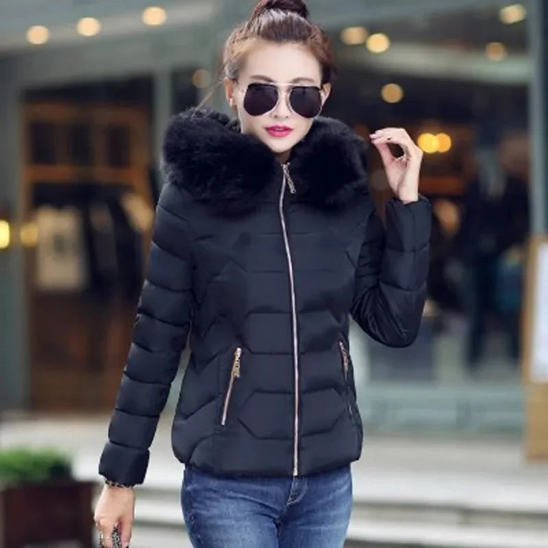 Veste hiver femme – Chaude, légère & col en fourrure