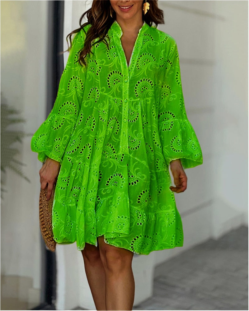 Robe Dentelle Femme Col V – Mini, Brodée, Élégante & Vintage Été