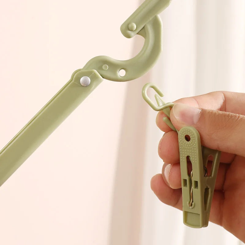 Cintre de voyage pliable avec pinces – Léger et compact