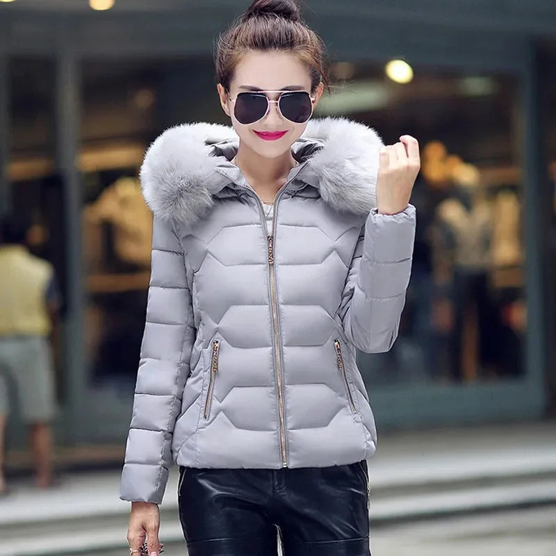 Veste hiver femme – Chaude, légère & col en fourrure