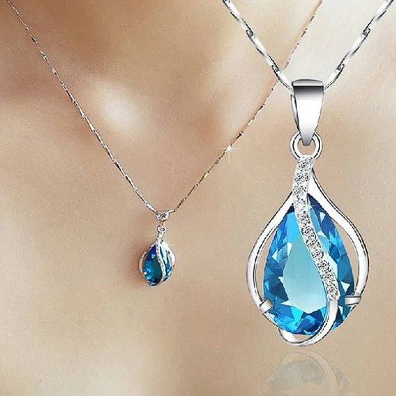 Collier Goutte Bleu Zircon – Élégance & Romance