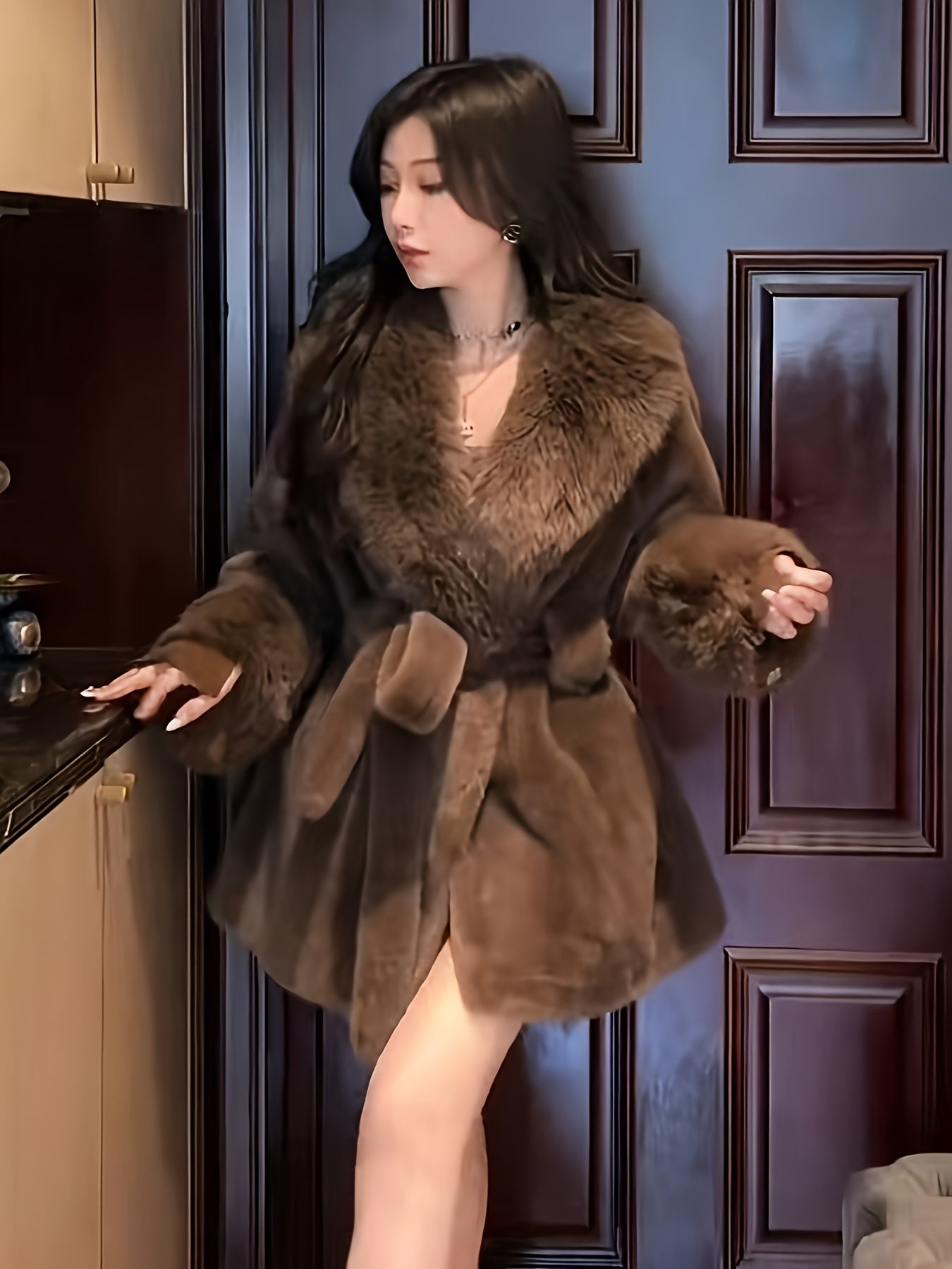 Manteau femme hiver élégant – Ceinture & fausse fourrure chic