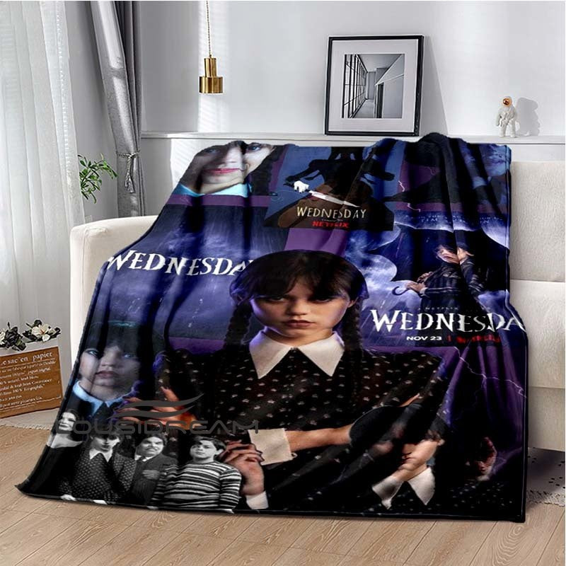Couverture Wednesday Addams imprimée, douce et confortable