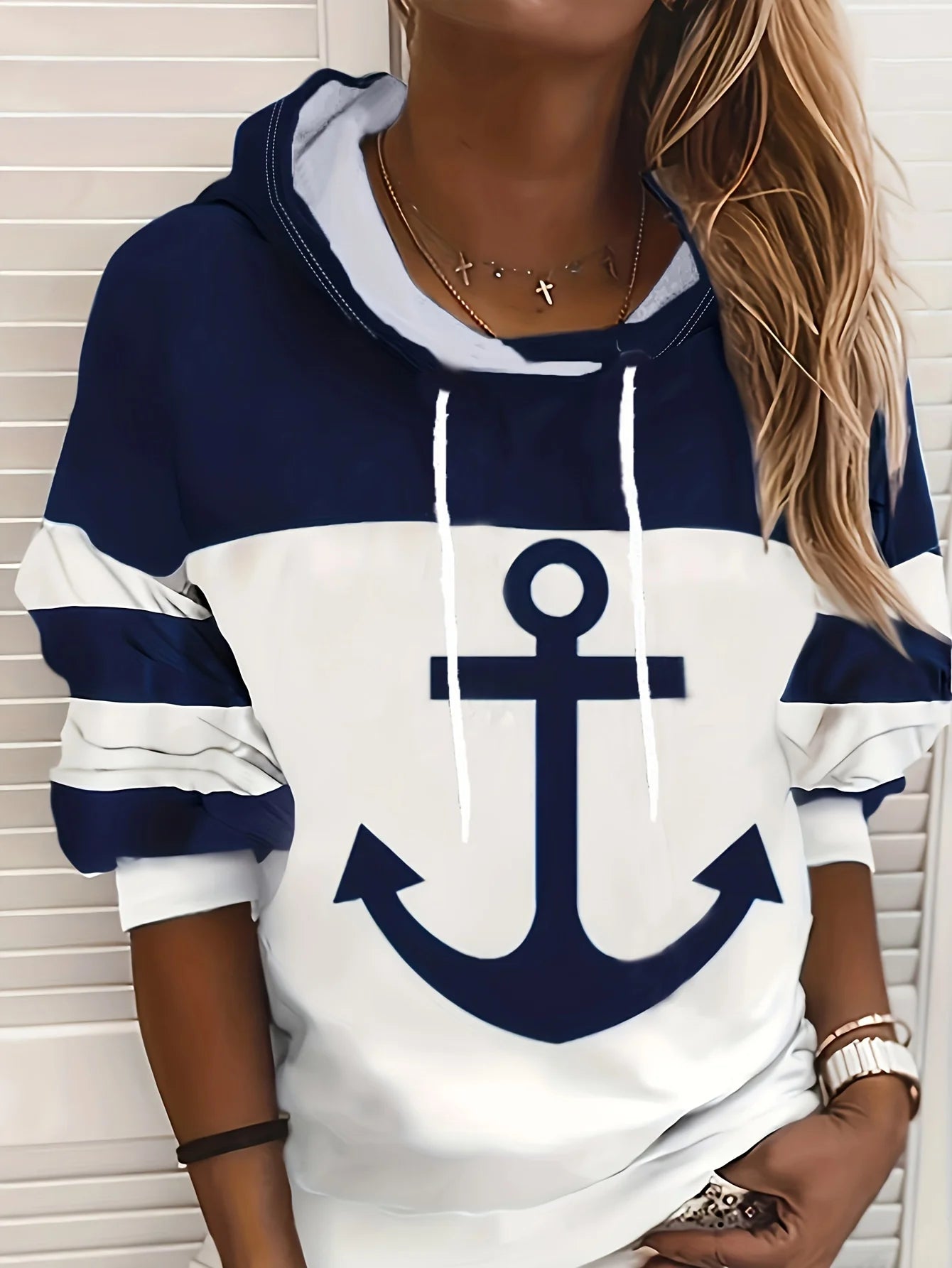 Sweat à Capuche Femme Motif Ancre – Style Casual & Confort