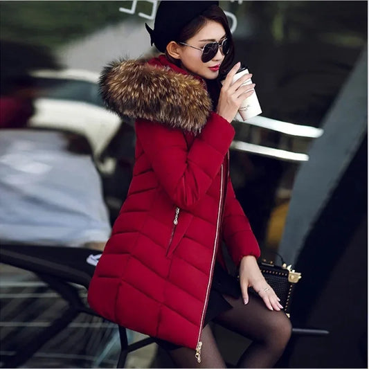 Parka femme hiver chaude – Capuche fourrure & coupe élégante