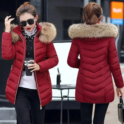 Parka femme hiver chaude – Capuche fourrure & coupe élégante