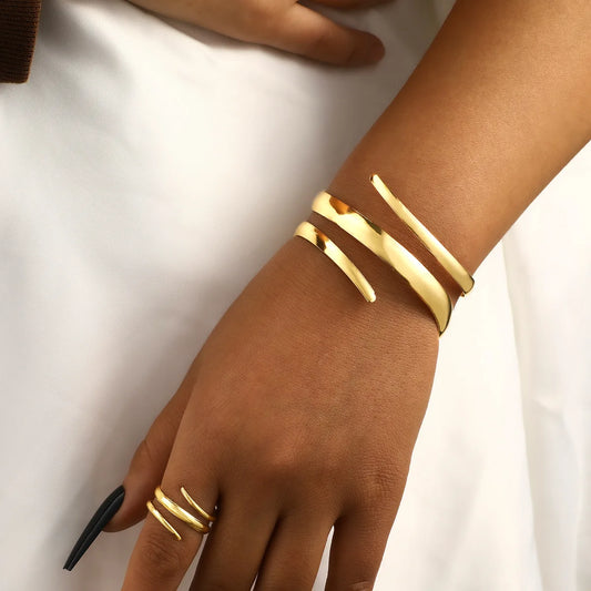 Set Bracelet & Bague Femme – Plaqué Or & Argenté Élégant