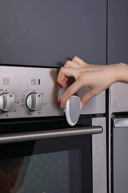 Verrou Sécurité Bébé Four & Placards – Protection Cuisine Enfant