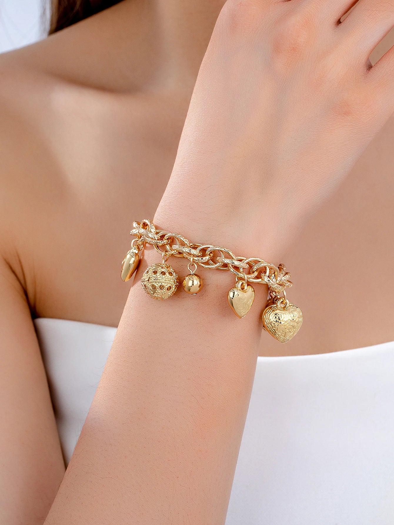 Bracelet Cœur Femme Plaqué Or – Élégant