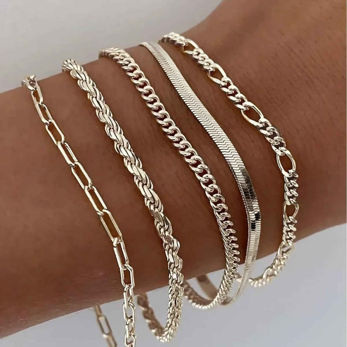 Bracelets Bohèmes  Femme – Chaînes Multi-Rangs Élégantes
