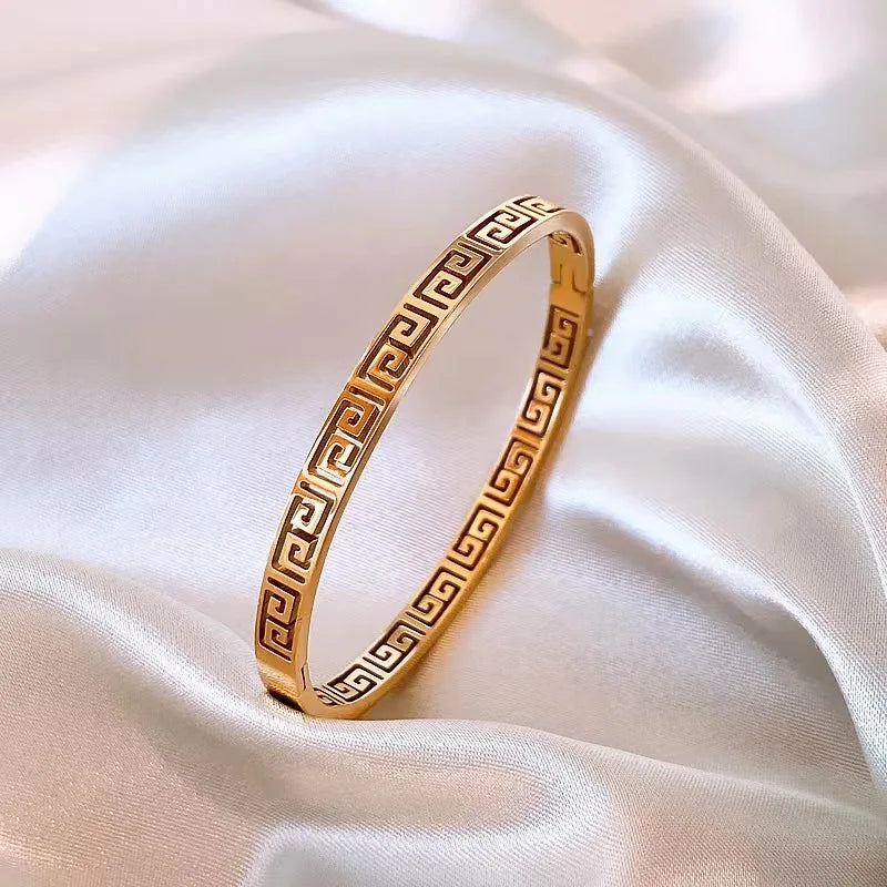 Bracelet Manchette Acier 316L – Design Ajouré Élégant